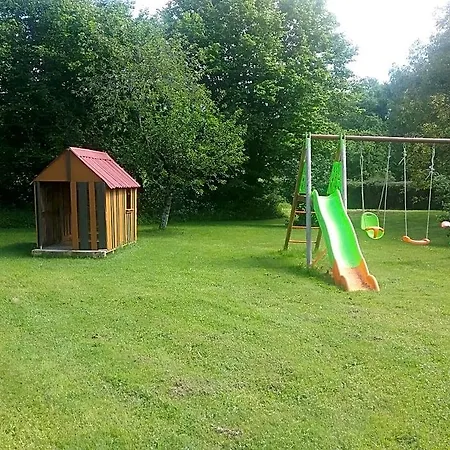 La Maison Des Escargots Nocleg ze śniadaniem 3*